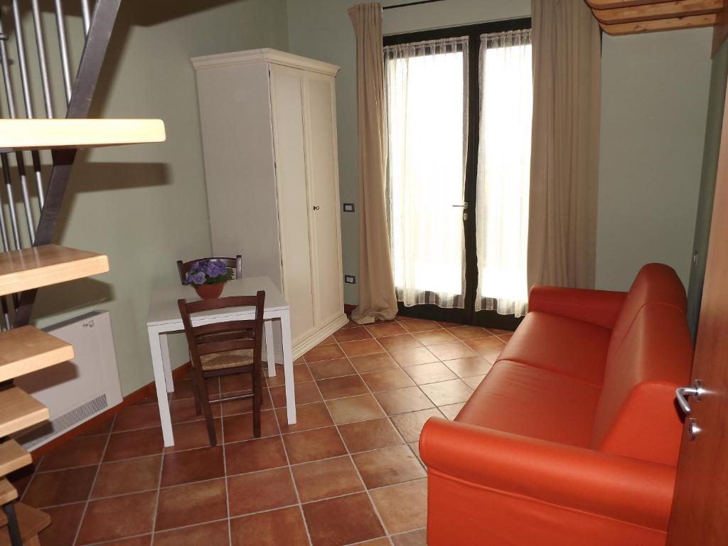 Agriturismo Cascina Rossano プロヴァーリオ・ディゼーオ 部屋 写真