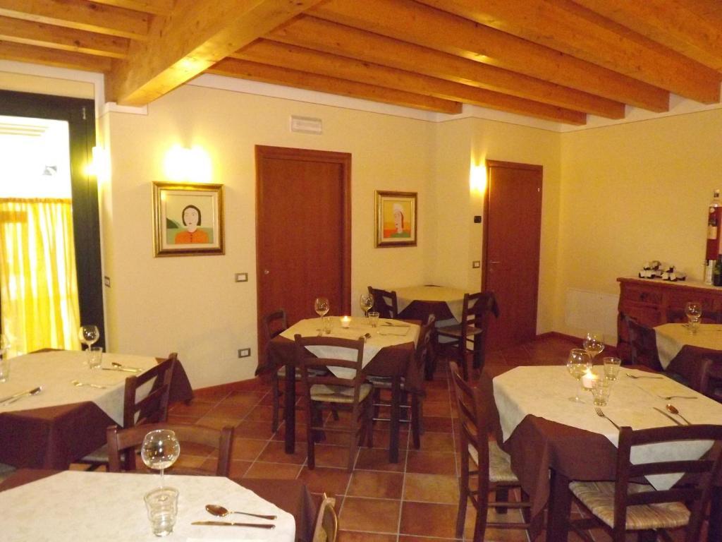 Agriturismo Cascina Rossano プロヴァーリオ・ディゼーオ エクステリア 写真
